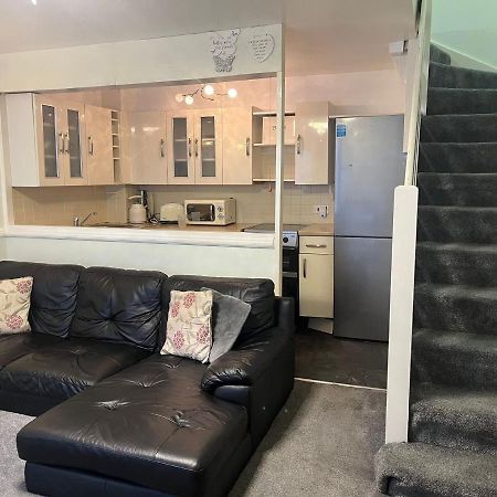 Appartamento London 1 Bed Cosy House Norwood Esterno foto